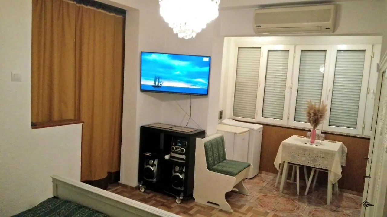One Bedroom Apartment French Embassy Bukareszt