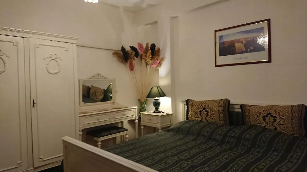 One Bedroom Apartment French Embassy 부쿠레슈티 루마니아