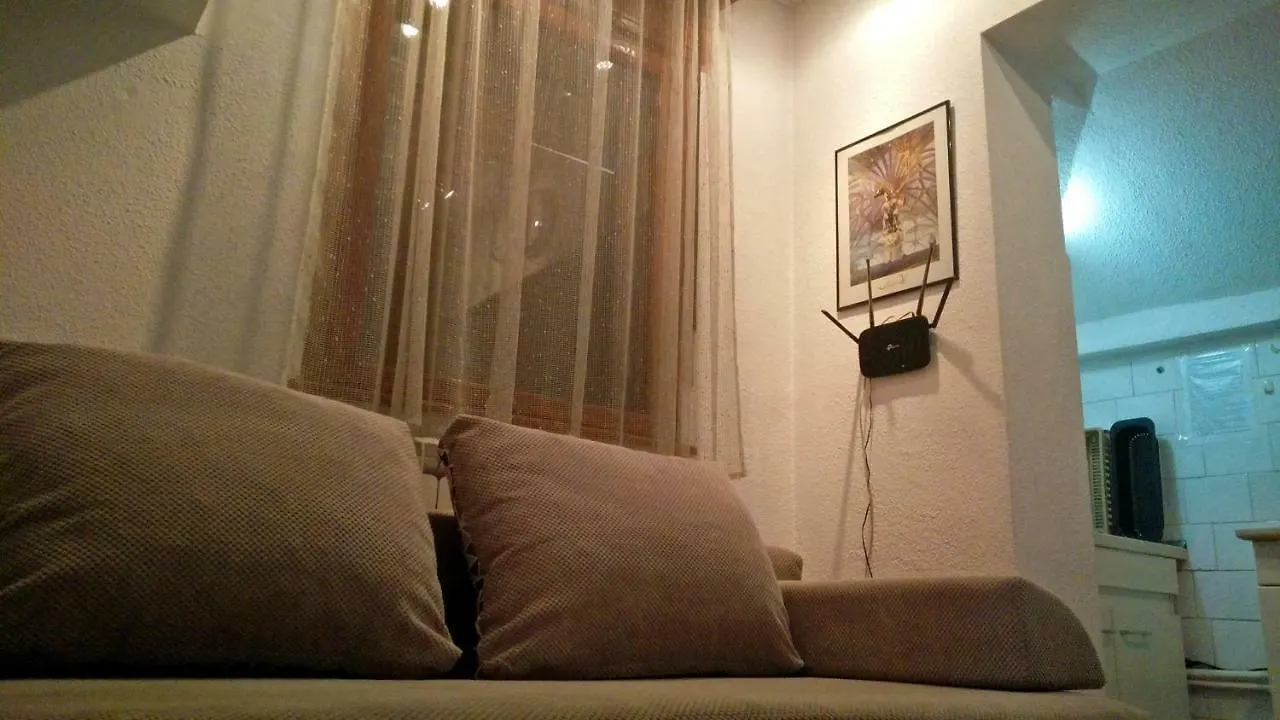 One Bedroom Apartment French Embassy 부쿠레슈티
